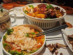 -谷丽麦馕新疆菜·清真(步步高梅溪新天地店)