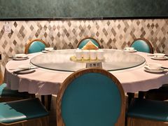 -耶里夏丽·新疆菜·家庭聚场(百联中环购物广场店)