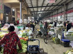 -鑫朱雀农贸批发市场