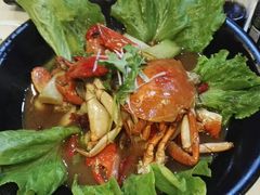 -虾弄弄海派小龙虾·牛羊蝎子火锅