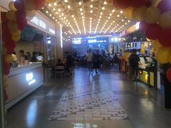 大堂-网红美食街区