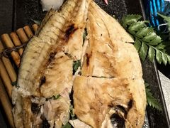 -铭牛烧肉·和牛海鲜自助(高新月牙湖店)