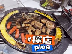 -山野的朋友露营炭火烤肉