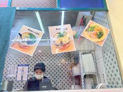 -柴爿巷·香酥鸡&馄饨(复兴中路店)