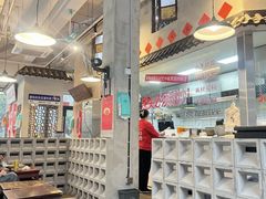 -方铲铲·成都板凳面(滨江银泰店)