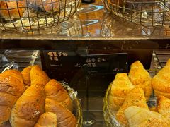海盐芝麻牛角-工匠面包(壹方店)