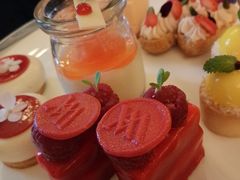 红丝绒蛋糕-Salon de Ville浦江汇(上海外滩华尔道夫酒店店)