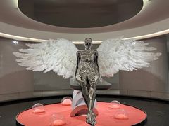 -涨巢·潮玩水疗局