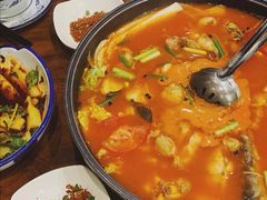 酸汤鱼火锅-苗姑酒堂(仁义社区店)
