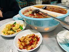 -姚姚酸菜鱼·金戈戈香港豉油鸡(喜荟城联名店)