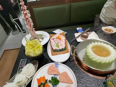 -得意咚瓜·顺德鱼生·冬瓜火锅(深圳首店)