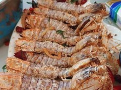 -覃记海鲜美食餐厅