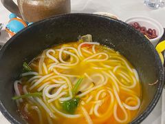 三鲜米线-泓0871臻选云南菜·味庄