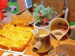 -Dragon Pizza•圆脸龙披萨·牛排餐厅