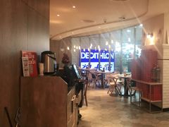 等位区-必胜客(云汇天地店)