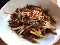 风味笋干小炒-杭百味·大众精选杭帮菜(西湖音乐喷泉店)