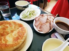 熏肉大饼-李连贵酒家熏肉大饼(昆明街店)