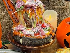 -Dragon Pizza•圆脸龙披萨·牛排餐厅