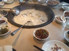 -陈大锅·岳阳鱼馆·地道岳阳菜(美食街店)