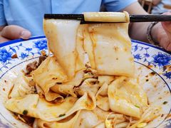 三合一油泼面-东关吉祥西安腊汁肉夹馍(健德门店)