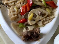 -东方之猪四更烤乳猪(金垦总店)