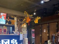 -暴风岛沉浸式体验馆(百联世纪店)