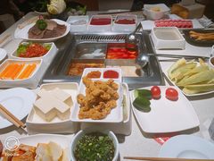 -海底捞火锅鲜切牛肉主题店(长寿路店)