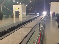 -龙阳路磁悬浮列车总站-停车场