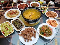 -华冠悠岚·庭院餐厅(青城后山店)