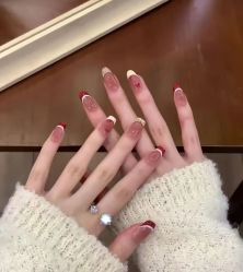 -桃色美甲沙龙