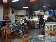 -敖特尔布里亚特美食坊(世纪花苑店)