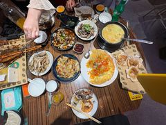 -蚝堡海鲜·威海菜·海肠捞饭·烧烤·亚洲吃蚝公司(幸福门店)