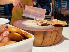 -有红鸡毛店·川菜(建设路店)