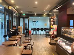 大堂-星巴克(武汉协和医院店)