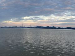 -鹰龙海畔度假酒店(咸祥店)