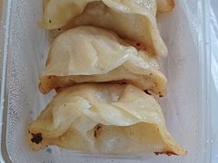 -黄阿姨锅贴大王(万航渡路店)