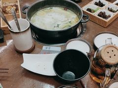 -汤宴·参须肚包鸡(南京路店)