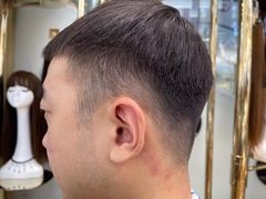 -LAQUEEN 时尚健康假发(万象城总店)