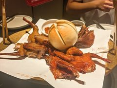 -鸽子侯·家宴·平价海鲜(市图书馆店)