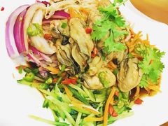 捞汁牡蛎-老东镇啤酒屋海鲜加工·蒸汽海鲜·海鲜烧烤(台东店)