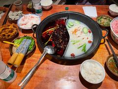 -周小明火锅(黑金冠社区店)