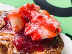-BUTTERFUL&CREAMOROUS 黄油与面包(三里屯太古里店)