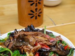 -杨伯英传统杂酱面