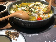-山城外·非遗酸菜鱼(财富中心店)