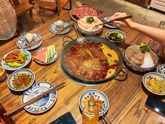 -旧街市鲜货老火锅(大光路店)