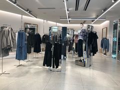 -ZARA(大上海时代广场店)