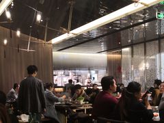 -捞王锅物料理(上海世茂广场店)