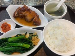 -农家婆港式烧腊快餐(驰天·钰园商住小区店)