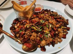 经典辣子鸡配大薯条-眉州东坡(春秀路店)