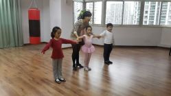 少儿拉丁-文E范儿ZUMBA尊巴舞蹈